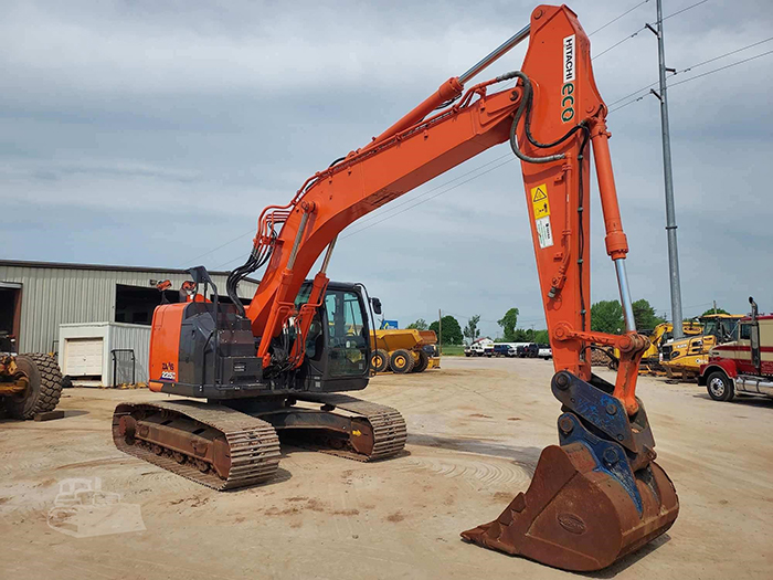  日立挖掘機液壓泵維修：專業(yè)售后服務保障